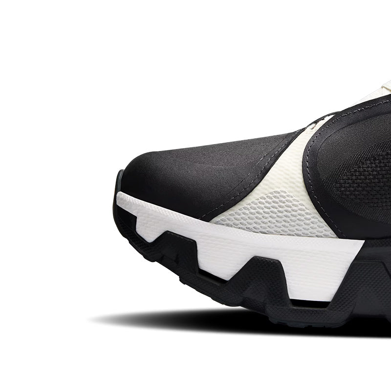 Hyper Black