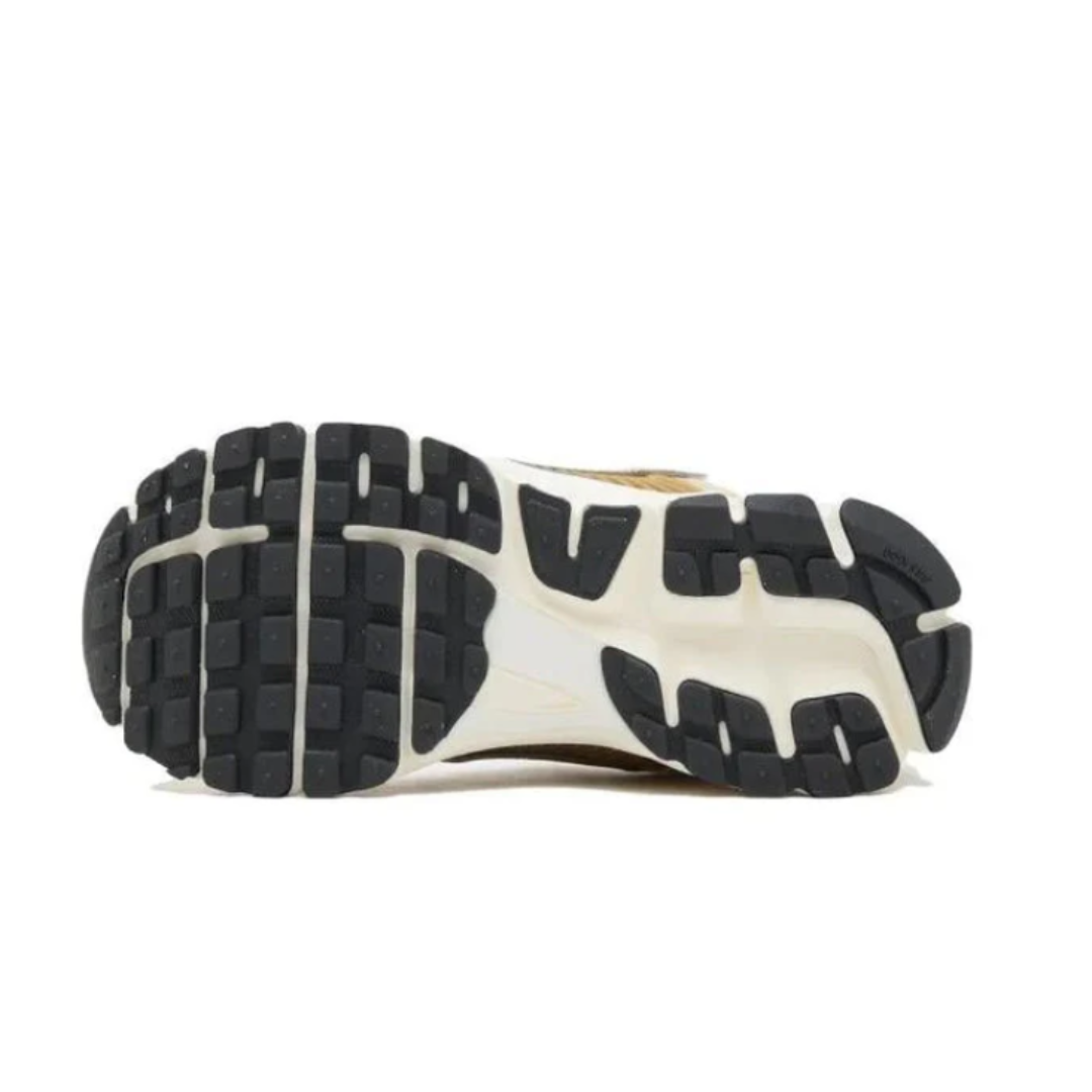 Nike Zoom Vomero 5 Metallic Gold – Women's Sneakers