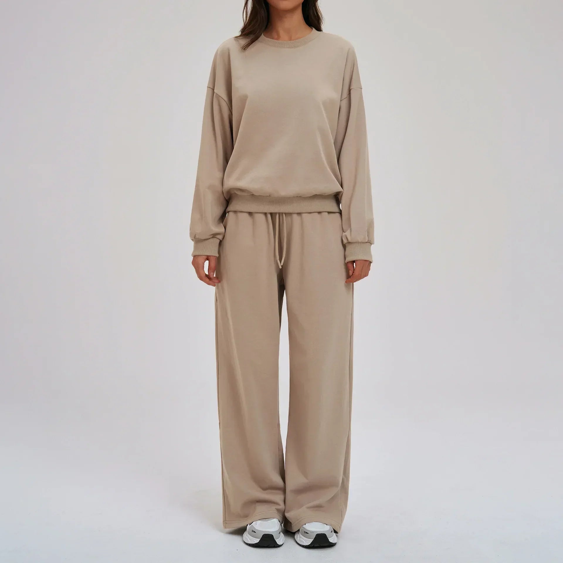 2-Piece Hoodie & Shorts Set - Women's Winter Sportswear
