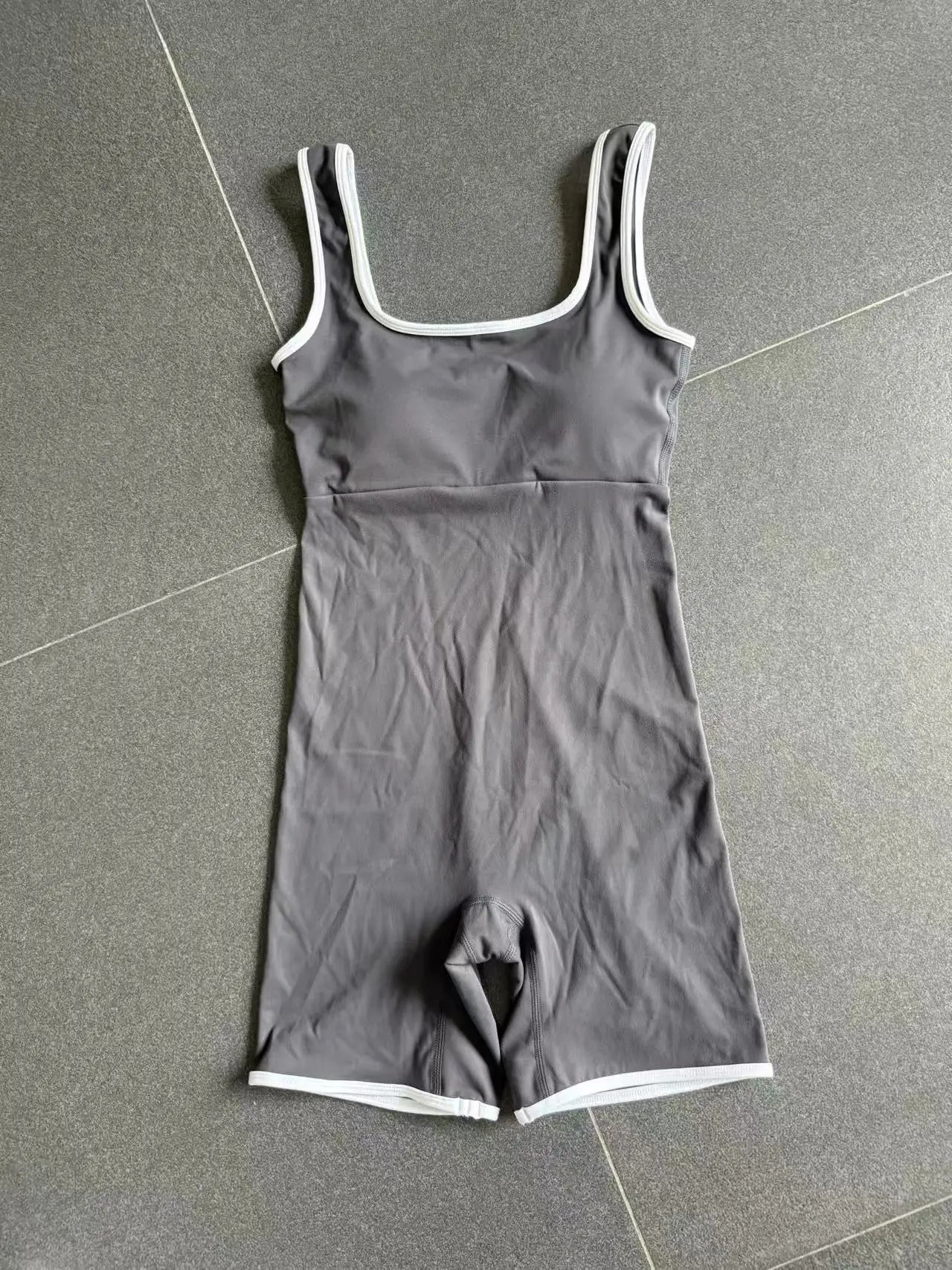 Color-Block Sleeveless Romper - Women's Quick-Dry Yoga Jumpsuit