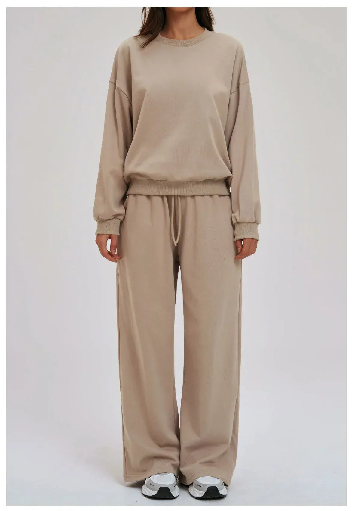 2-Piece Hoodie & Shorts Set - Women's Winter Sportswear