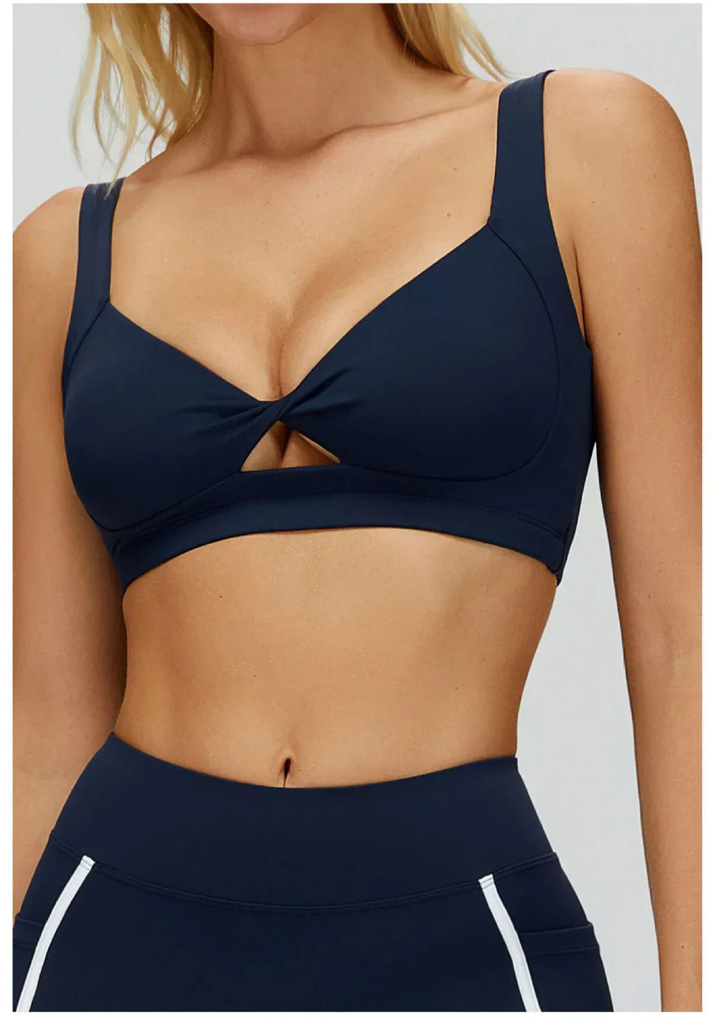 Backless Push-Up Sports Bra - Women's Athletic Crop Top
