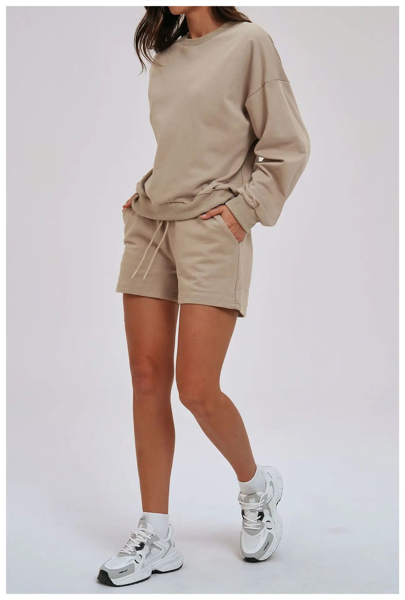 2-Piece Hoodie & Shorts Set - Women's Winter Sportswear
