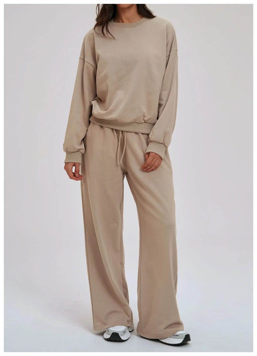2-Piece Hoodie & Shorts Set - Women's Winter Sportswear