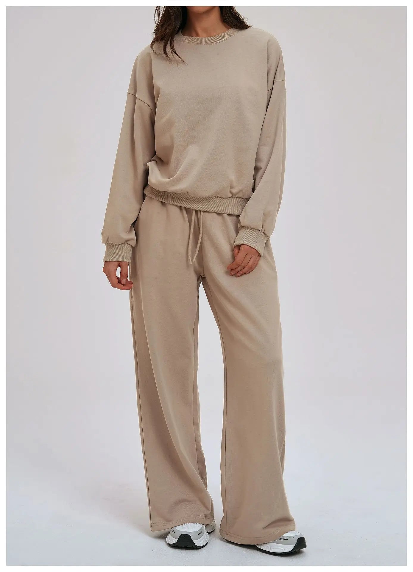 2-Piece Hoodie & Shorts Set - Women's Winter Sportswear