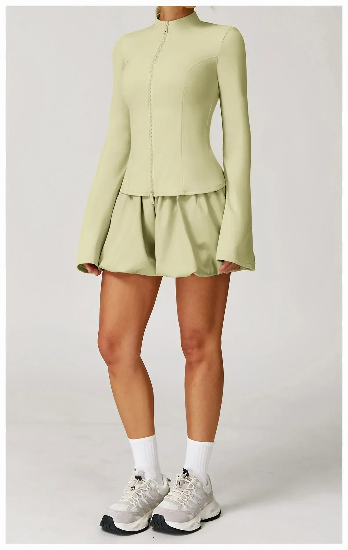 2/3-Piece Yoga Set - Jacket, Bra & Shorts Tracksuit