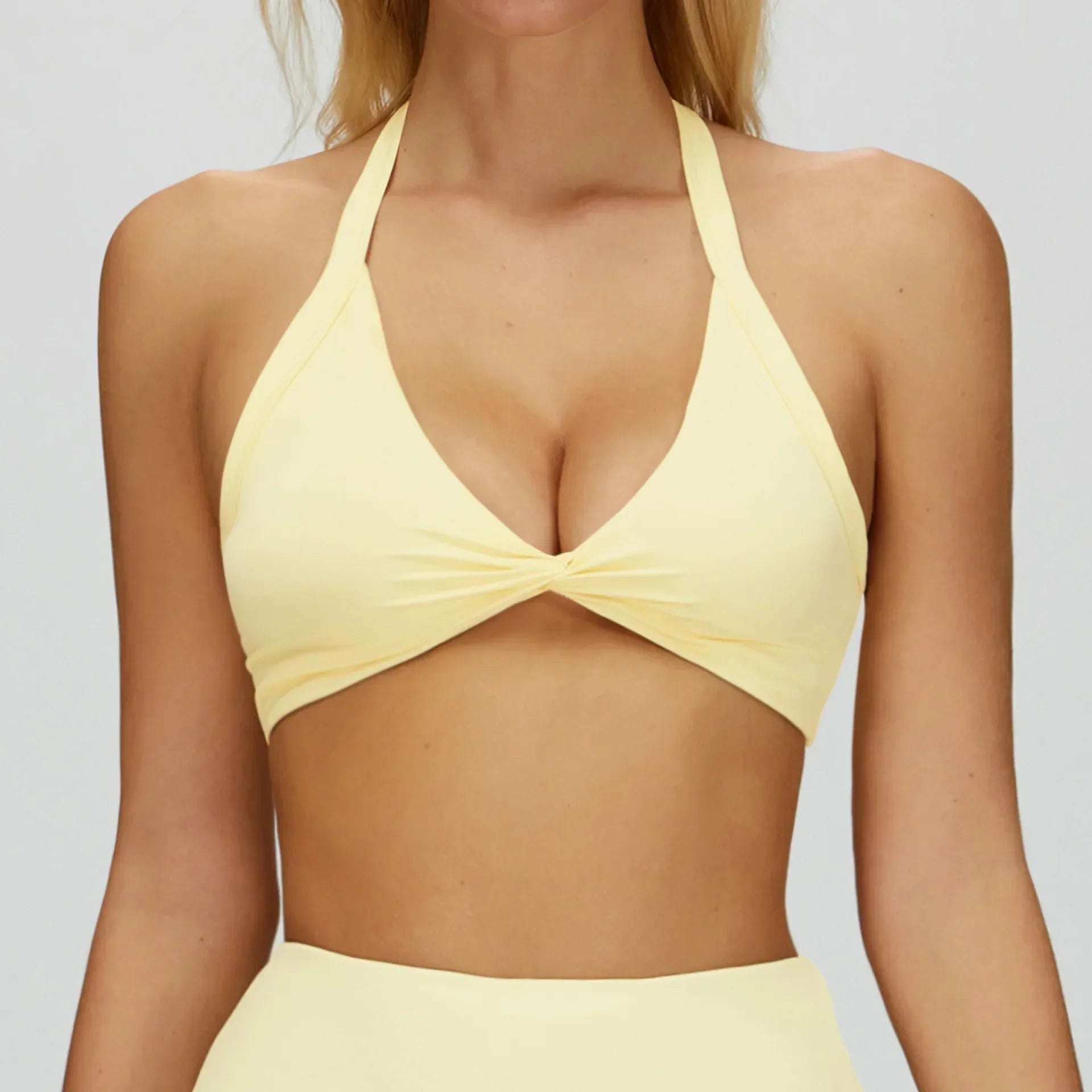 Backless Athletic Sports Bra - Women's Gym Crop Top