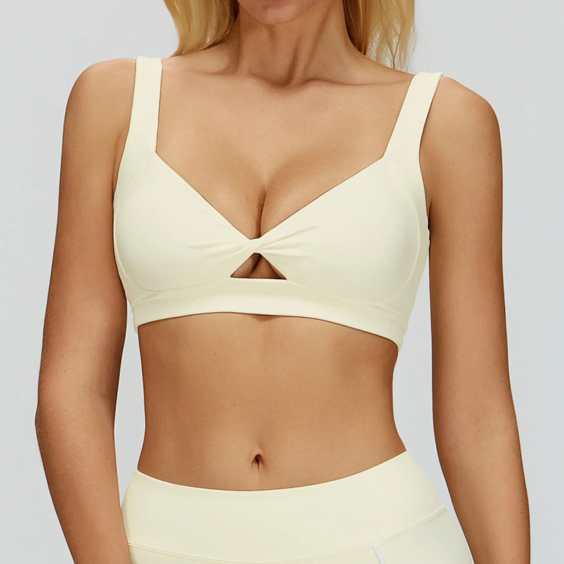 Backless Push-Up Sports Bra - Women's Athletic Crop Top