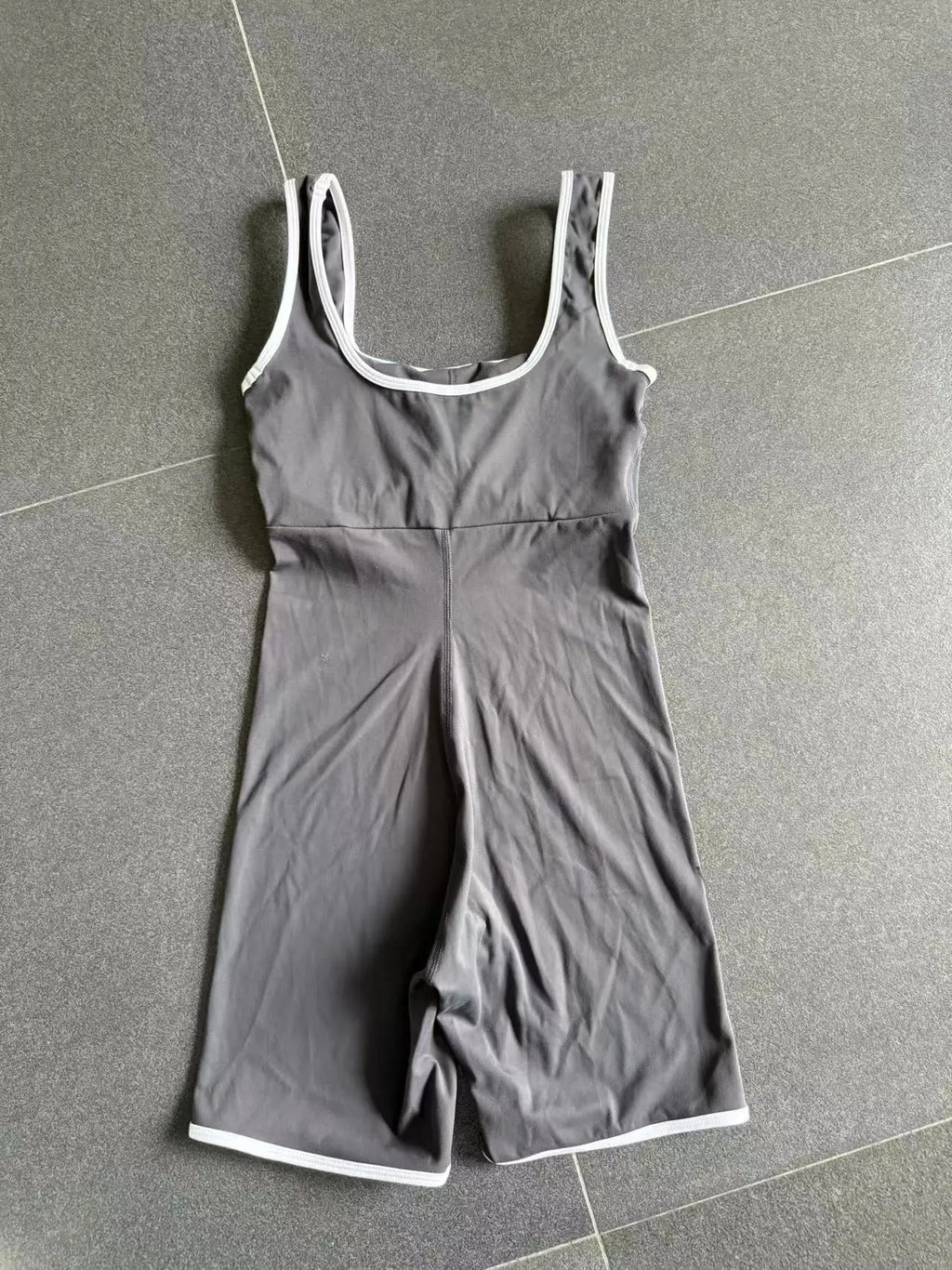Color-Block Sleeveless Romper - Women's Quick-Dry Yoga Jumpsuit